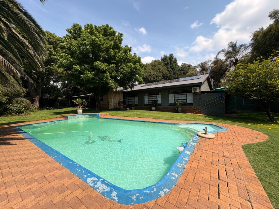 3 Bedroom Property for Sale in Flamwood North West